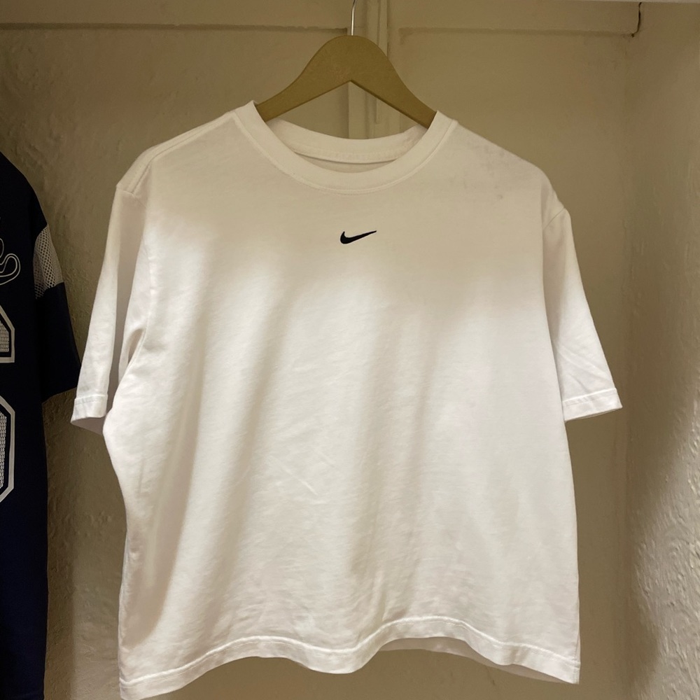 White The Nike t-shirt M cropped